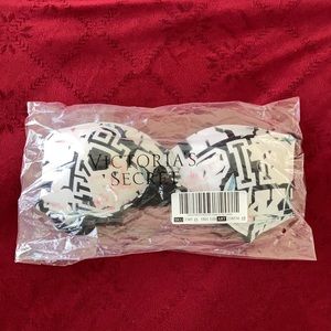 PINK Victoria’s Secret Bra || 34B